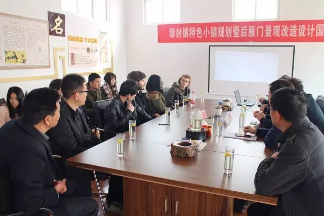 一批批參觀團(tuán)為何頻頻到云臺(tái)冰菊基地參觀？